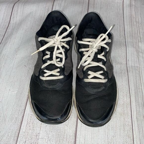 Nike training athletic shoes w/tie laces & memory foam insole sz 8.5 women - Picture 2 of 9